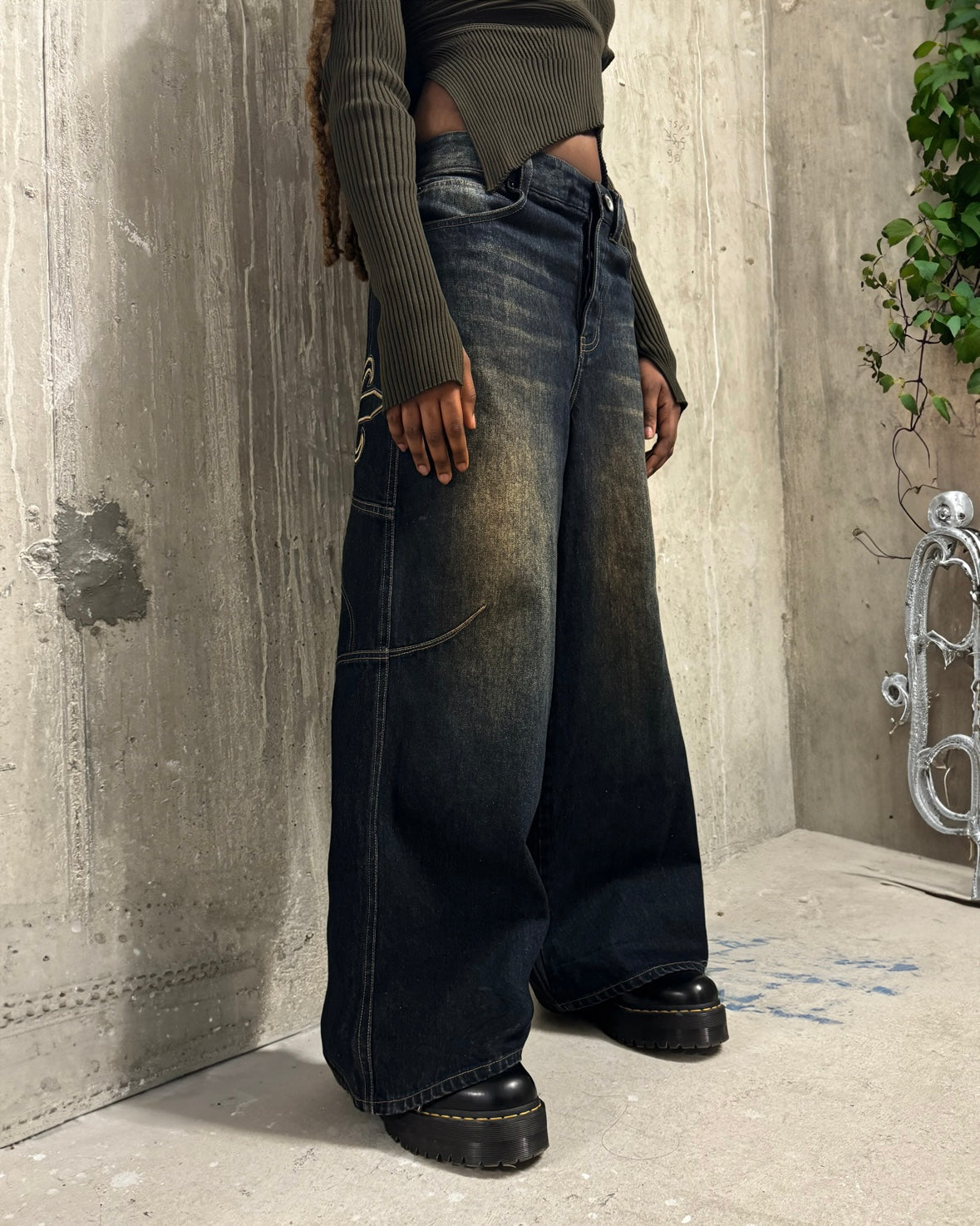 PRE-ORDER] 17oz sand brushed jeanz