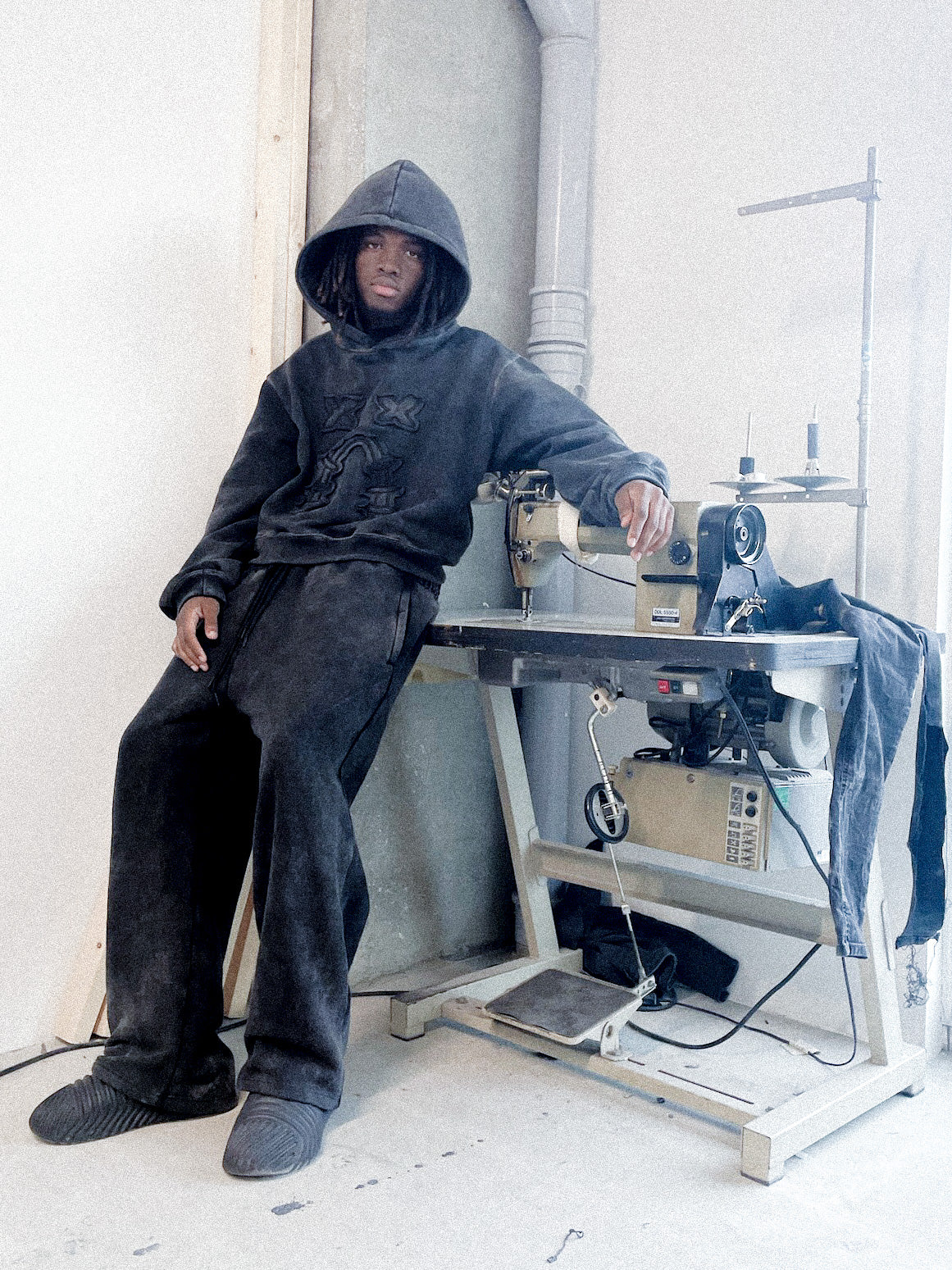 (pre-order) deviant joggers